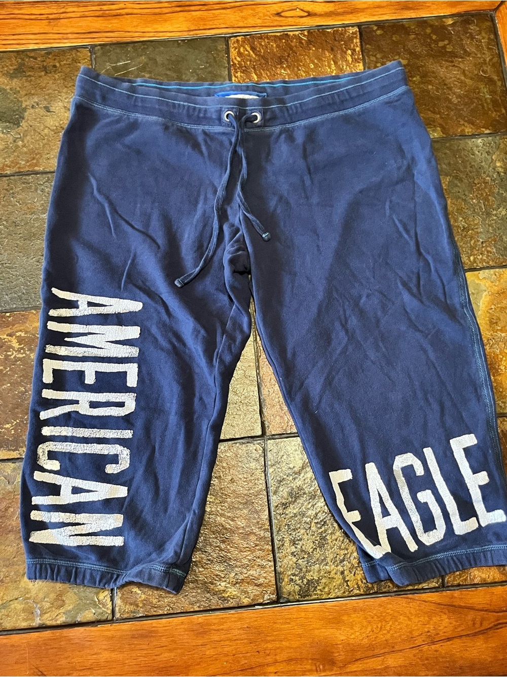 American Eagle Women’s Vintage Capri Sweats-Size XL